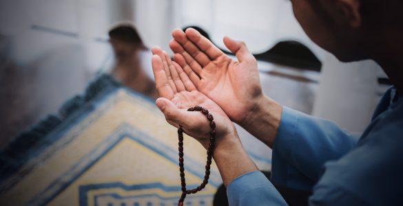 FT- How to Make Dua: The Etiquette of Calling upon Allah